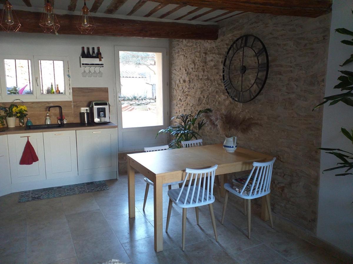 Bed and Breakfast Deux M Villes-sur-Auzon Екстер'єр фото